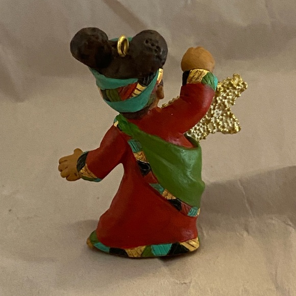 Hallmark Ornament - Africa, Joy to the World Collection - Picture 3 of 5